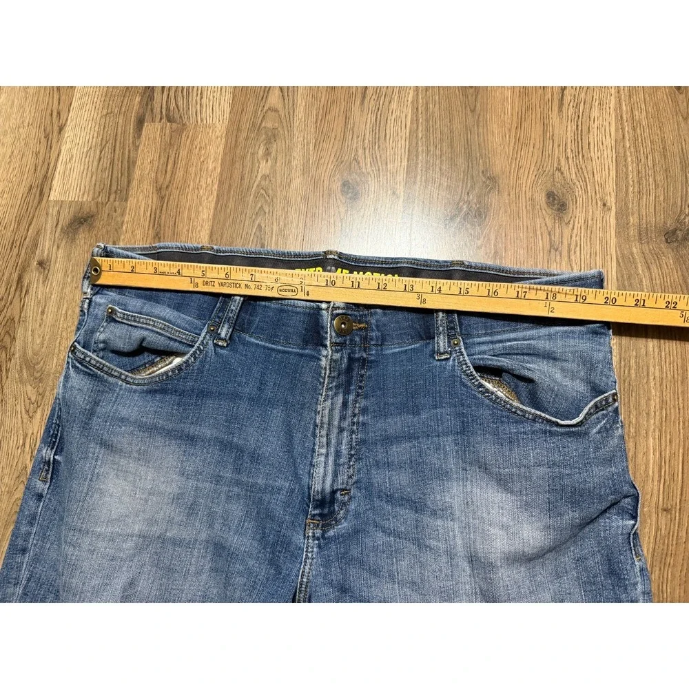 Lee Jeans, Men's Size 40x30, Blue, Denim, Tapered Leg, Extreme Motion, Stretch